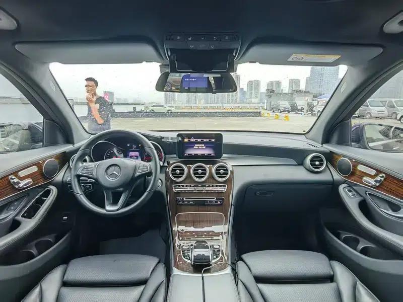 2019 Mercedes-Benz GLC 260 L 4MATIC Dynamic — миниатюра 10