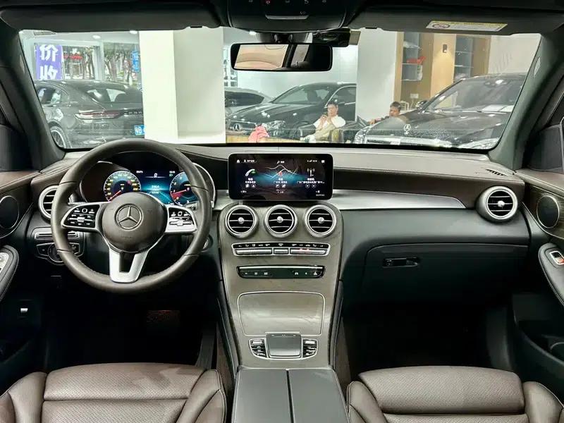 2020 Mercedes-Benz GLC Facelift: GLC 260 L 4MATIC Dynamic — миниатюра 11