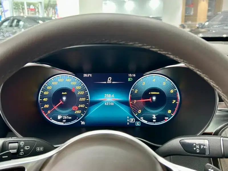 2020 Mercedes-Benz GLC Facelift: GLC 260 L 4MATIC Dynamic — миниатюра 12