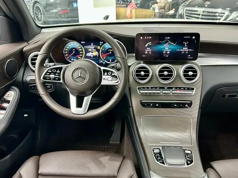 2020 Mercedes-Benz GLC Facelift: GLC 260 L 4MATIC Dynamic — миниатюра 13