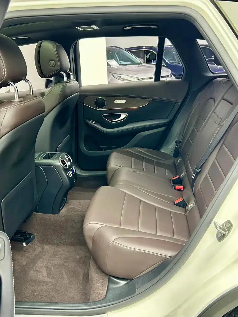 2020 Mercedes-Benz GLC Facelift: GLC 260 L 4MATIC Dynamic — миниатюра 18