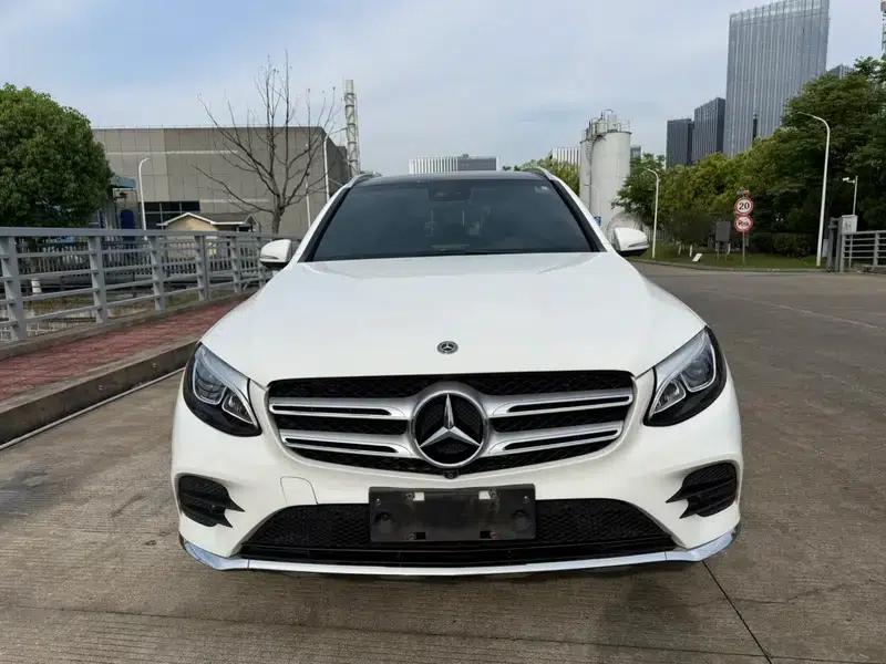 2018 Mercedes-Benz GLC Facelift: GLC 260 4MATIC Luxury — миниатюра 2