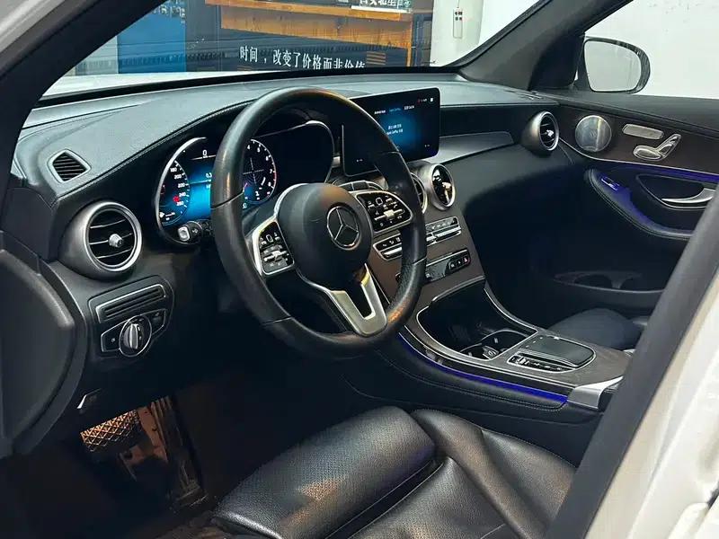 2020 Mercedes-Benz GLC 260 L 4MATIC Luxury — миниатюра 11