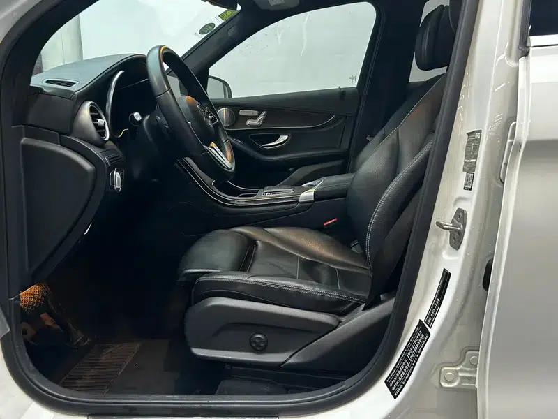 2020 Mercedes-Benz GLC 260 L 4MATIC Luxury — миниатюра 15