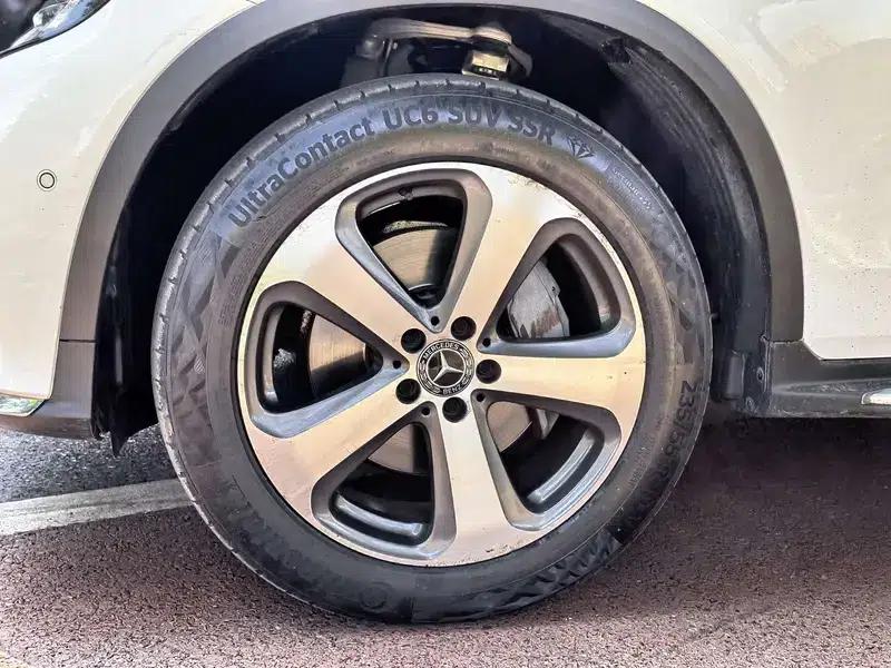 2017 Mercedes-Benz GLC 260 4MATIC Luxury — миниатюра 9