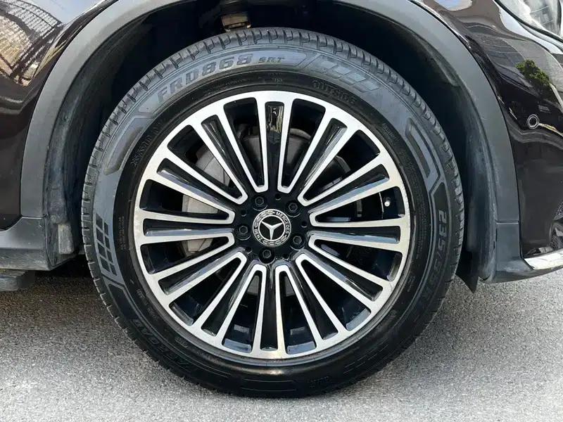 2019 Mercedes-Benz GLC 260 L 4MATIC Dynamic — миниатюра 12