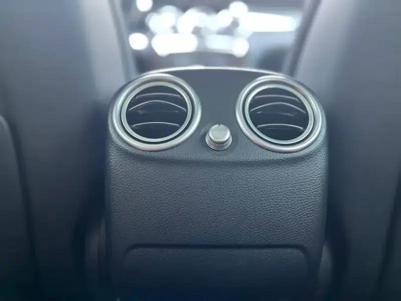 2019 Mercedes-Benz GLC 260 L 4MATIC Dynamic — миниатюра 15