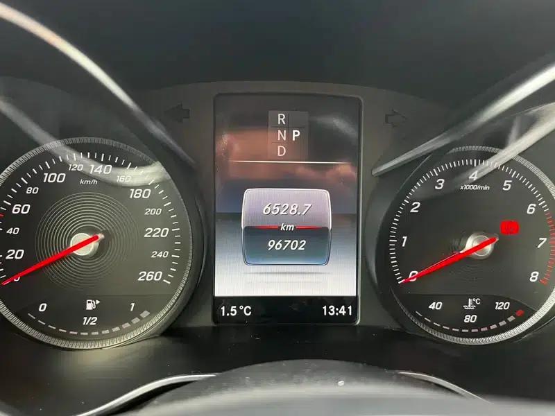2019 Mercedes-Benz GLC 260 L 4MATIC Dynamic — миниатюра 17