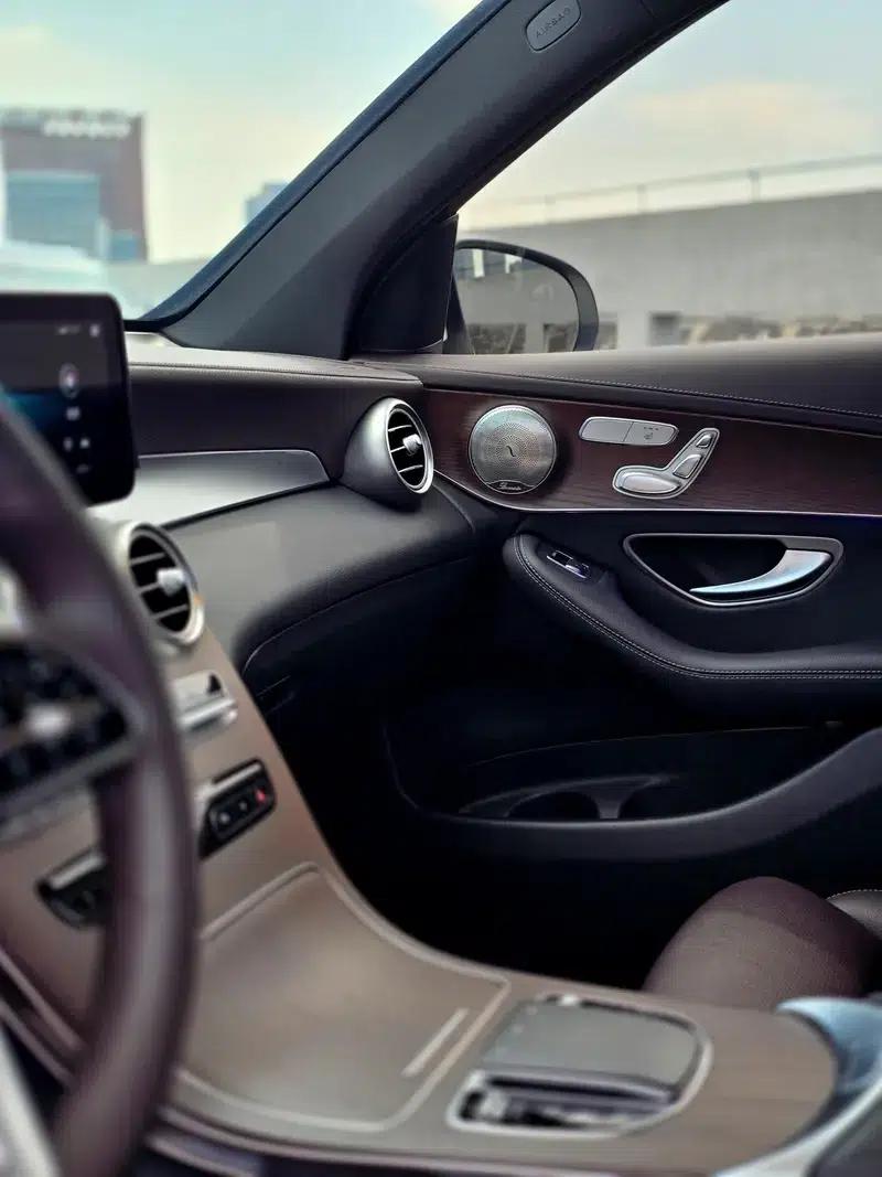 2022 Mercedes-Benz GLC 300 L 4MATIC Dynamic — миниатюра 8