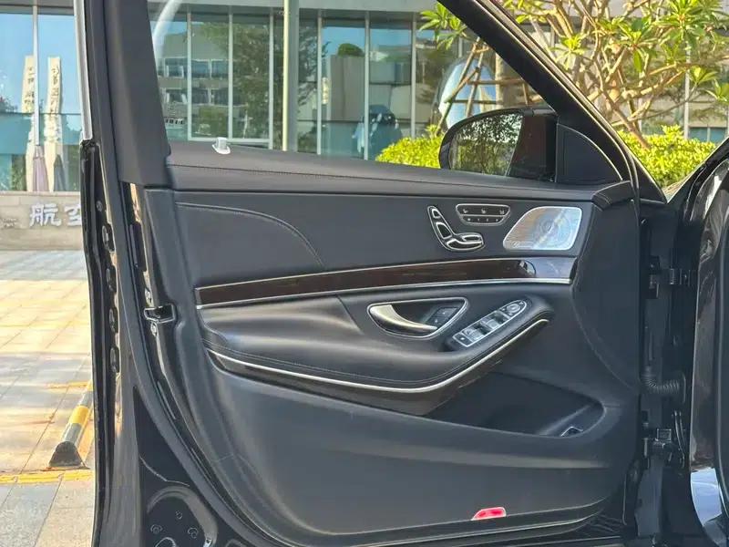 Maybach S-Class 2020 S 450 4MATIC Collector's Edition — миниатюра 16