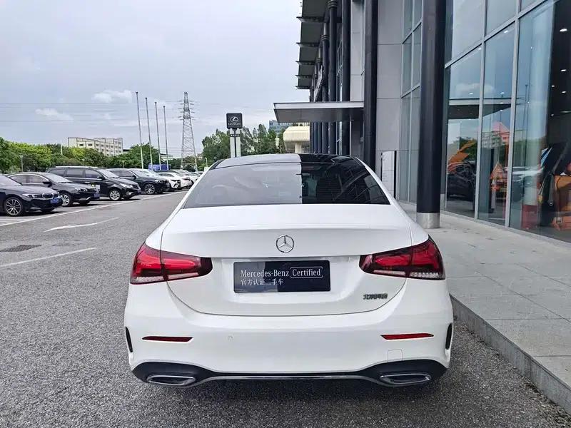 2021 Mercedes-Benz A-Class A 200 L Sport Sedan Dynamic Edition — миниатюра 4