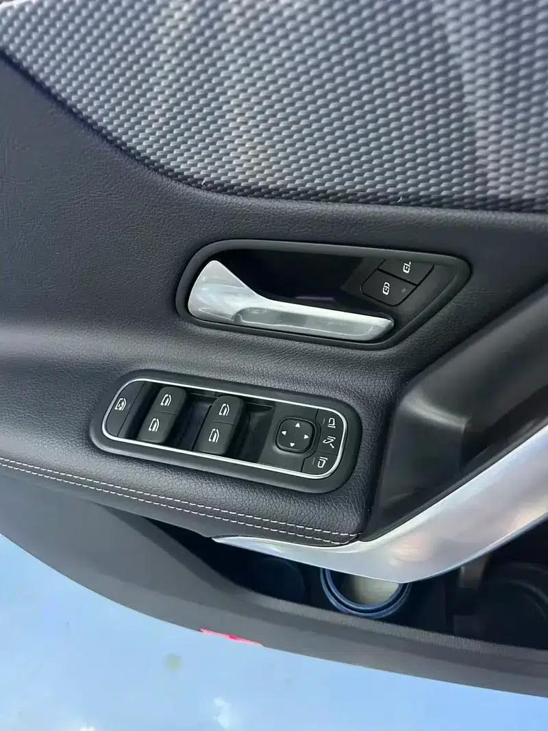 Mercedes-Benz A-Class 2019 A 200 L Sport Sedan First Edition — миниатюра 8