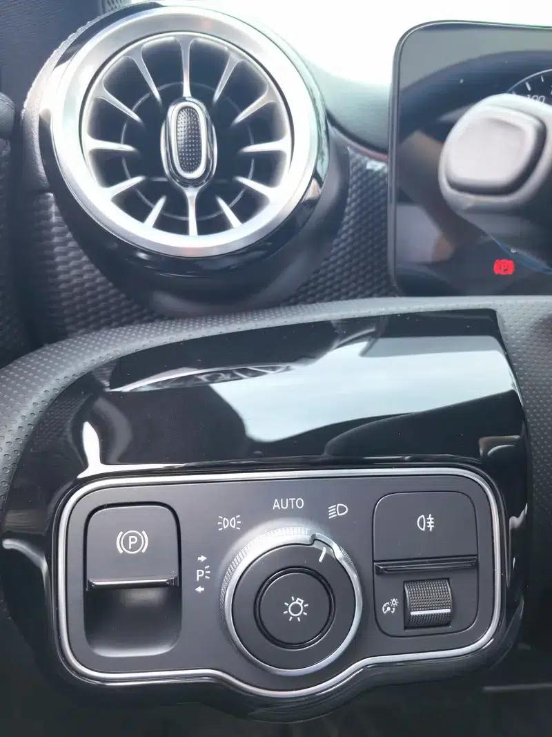 2022 Mercedes-Benz A-Class A 200 L Sport Sedan Dynamic Edition — миниатюра 15