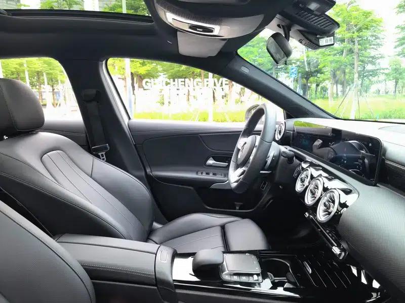 2022 Mercedes-Benz A-Class A 200 L Sport Sedan Dynamic Edition — миниатюра 20