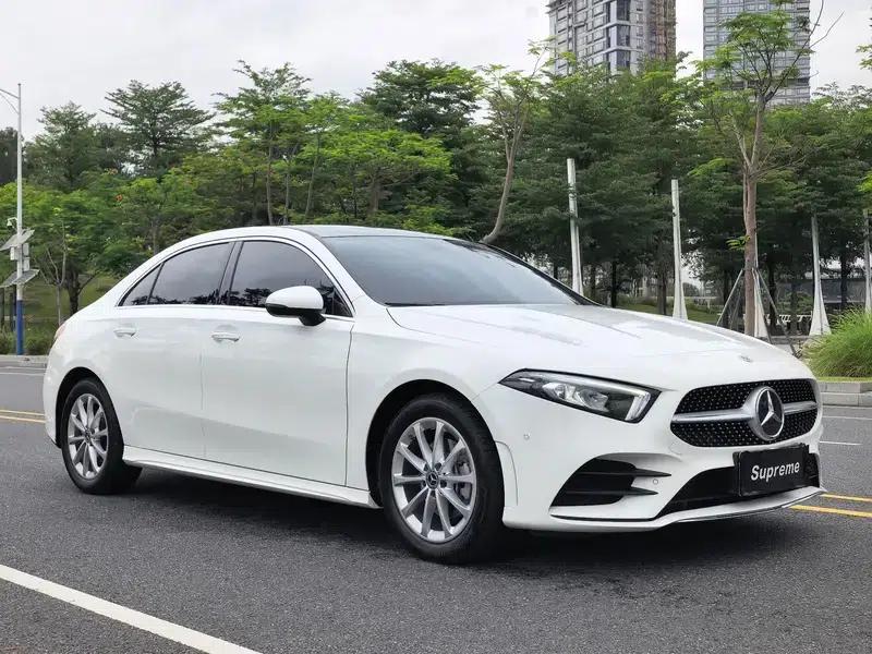 2022 Mercedes-Benz A-Class A 200 L Sport Sedan Dynamic Edition — миниатюра 3