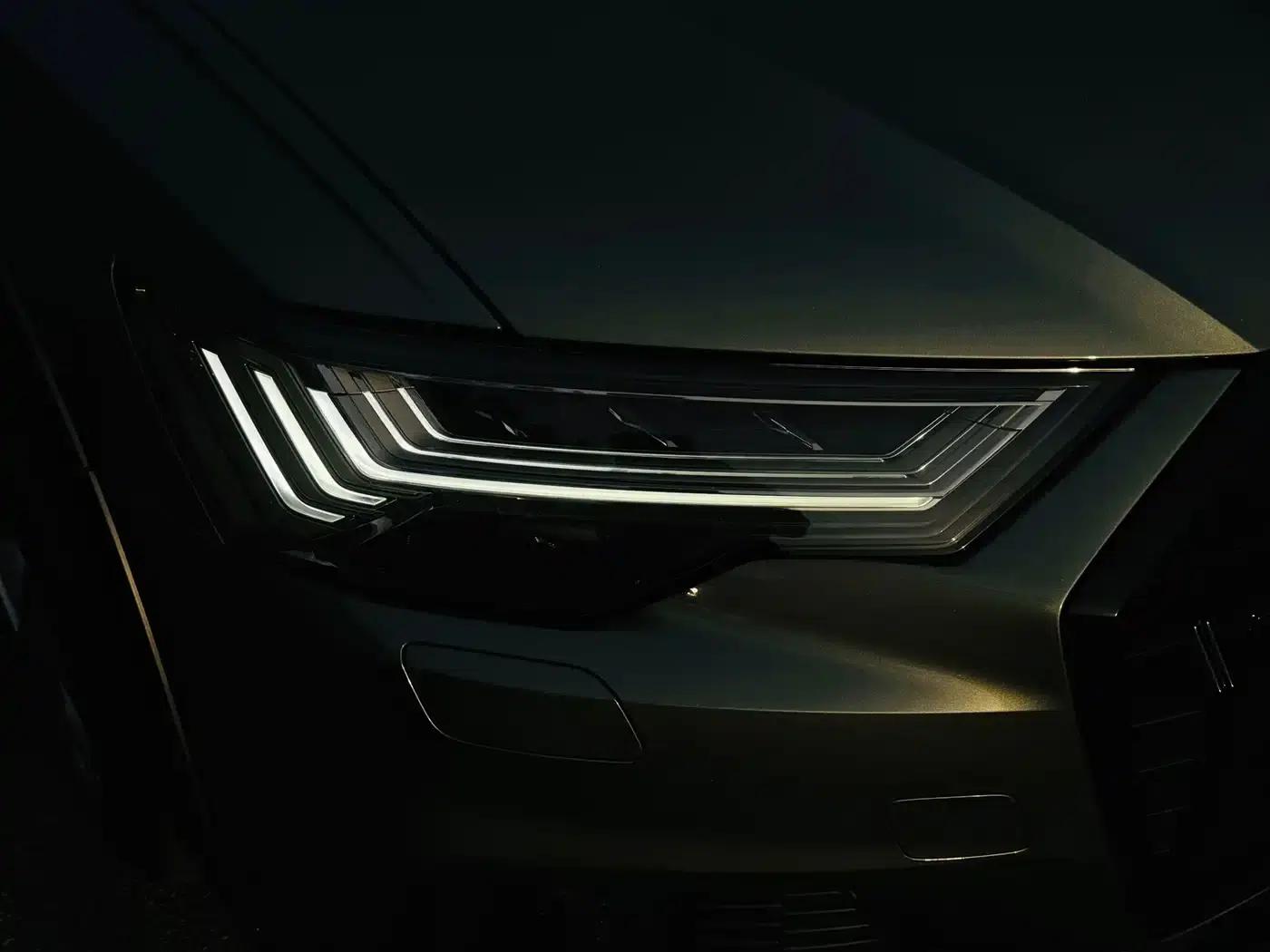 2021 Audi A6 (Imported) allroad quattro Explorer 55 TFSI Premium Off-Road Model — миниатюра 7