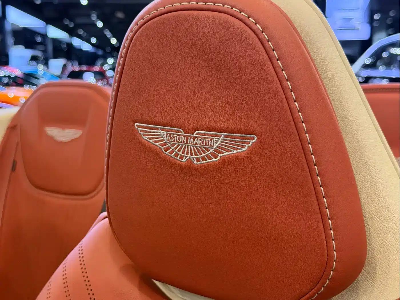 Aston Martin DB11 2019 4.0T V8 Volante — миниатюра 21