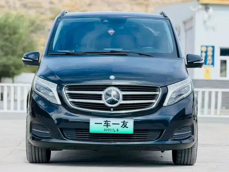 Mercedes-Benz V-Class 2016 V 260 Premium Edition — миниатюра 2