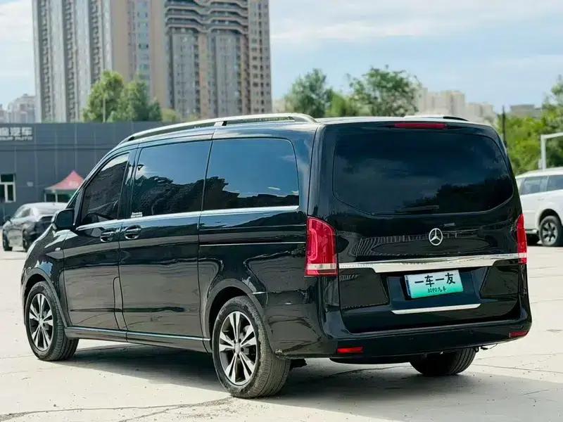 Mercedes-Benz V-Class 2016 V 260 Premium Edition — миниатюра 4