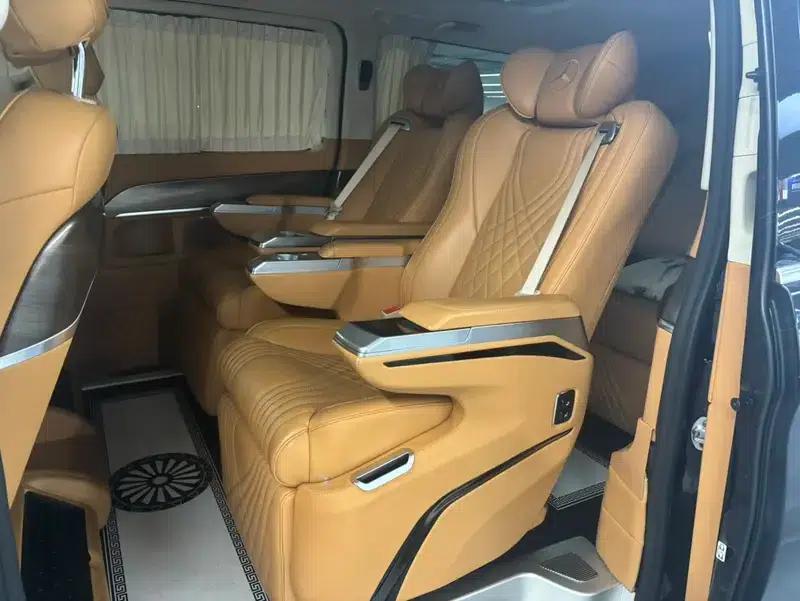 Mercedes-Benz V-Class 2021 V 260 L Long Wheelbase Luxury Edition — миниатюра 15