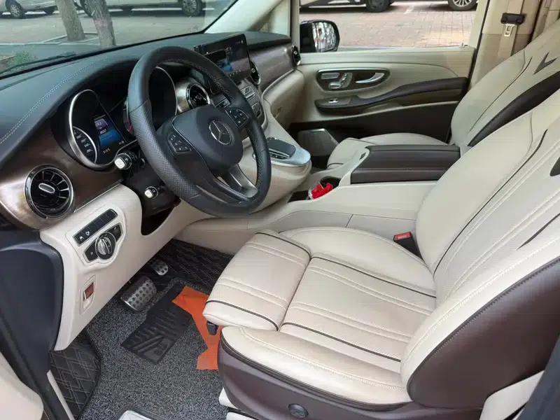 Mercedes-Benz V-Class 2022 V 260 L Long Wheelbase Luxury Edition — миниатюра 13