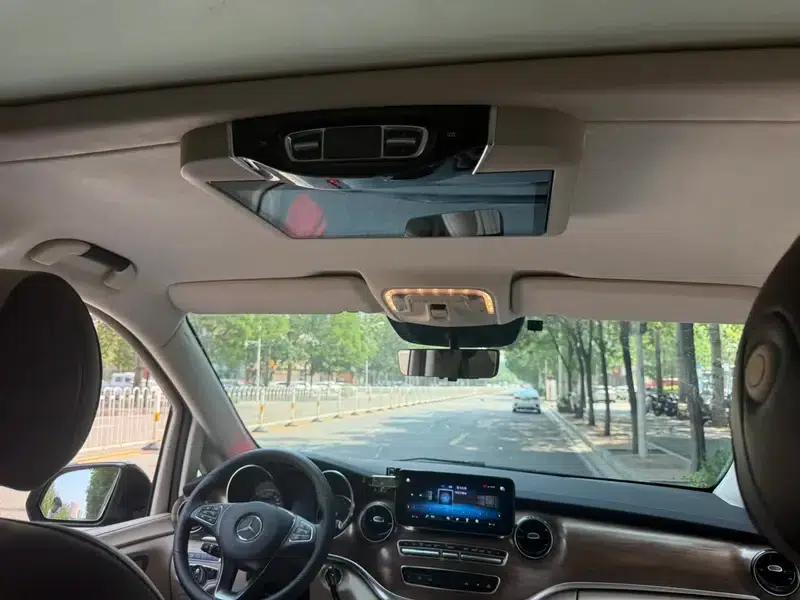 Mercedes-Benz V-Class 2022 V 260 L Long Wheelbase Luxury Edition — миниатюра 9