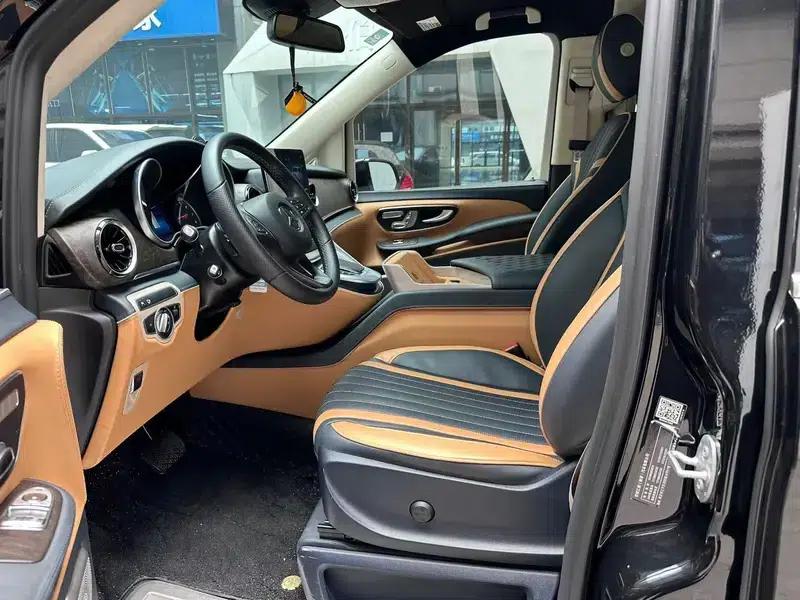 Mercedes-Benz V-Class 2021 V 260 L Long Wheelbase Premium Edition — миниатюра 9