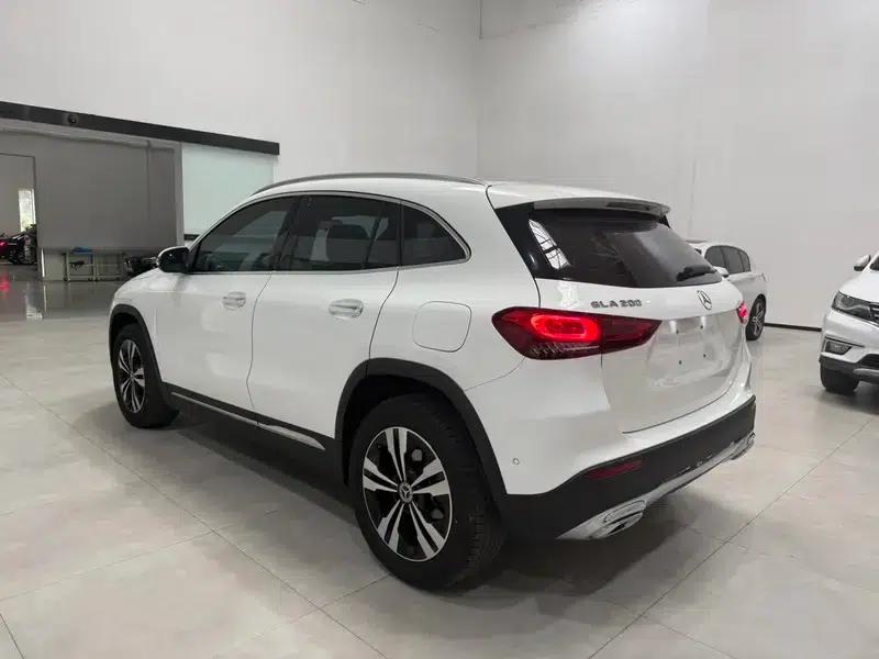 Mercedes-Benz GLA 2022 Facelift GLA 200 — миниатюра 4