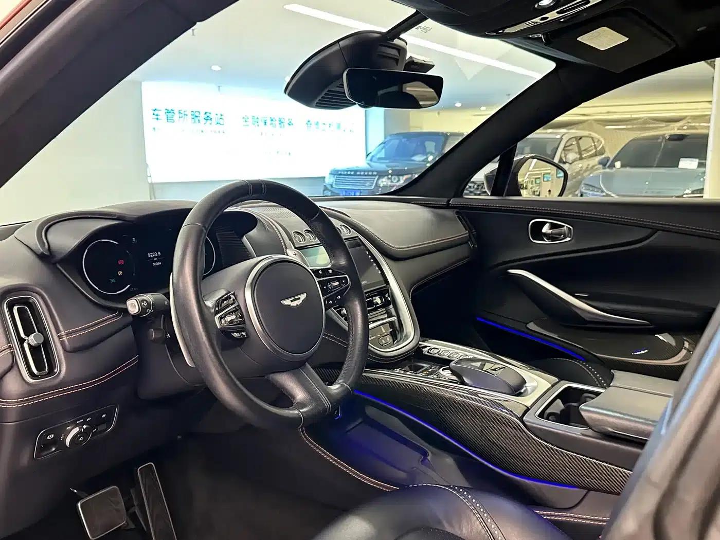 Aston Martin DBX 2021 4.0T V8 Silk Road Edition — миниатюра 10