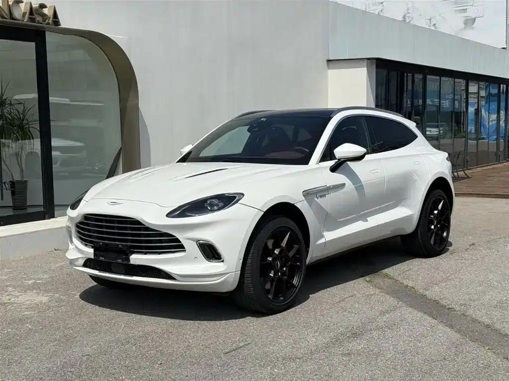 Aston Martin DBX 2020 4.0T V8 1913 First Edition Limited Edition — миниатюра 1