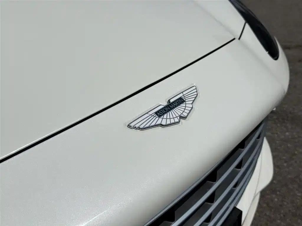 Aston Martin DBX 2020 4.0T V8 1913 First Edition Limited Edition — миниатюра 9