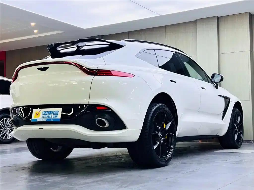 Aston Martin DBX 2020 4.0T V8 1913 First Edition Limited Edition — миниатюра 4
