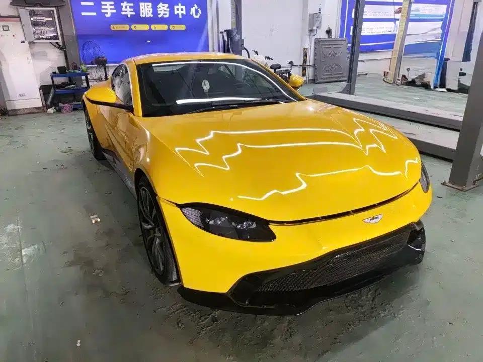 2018 V8 Vantage 4.0T V8 Coupe — миниатюра 1