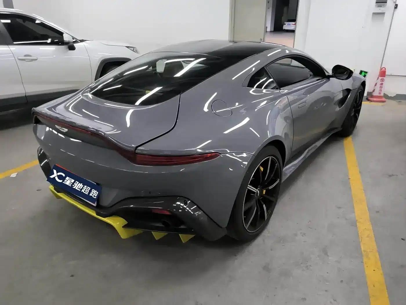 2018 V8 Vantage 4.0T V8 Coupe — миниатюра 3