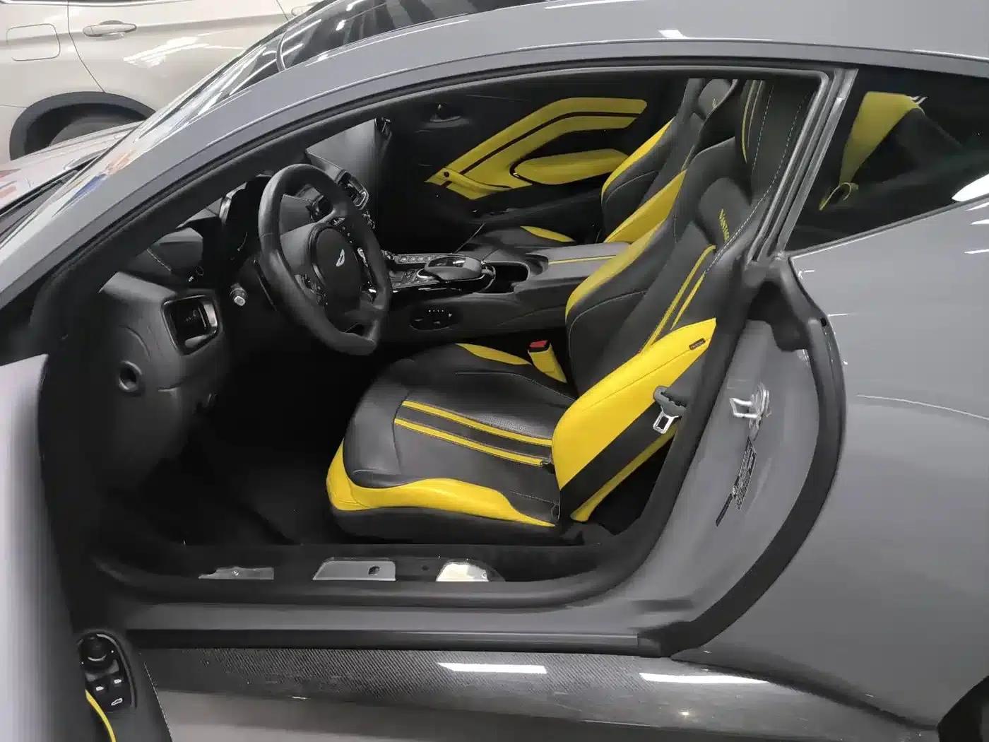 2018 V8 Vantage 4.0T V8 Coupe — миниатюра 5