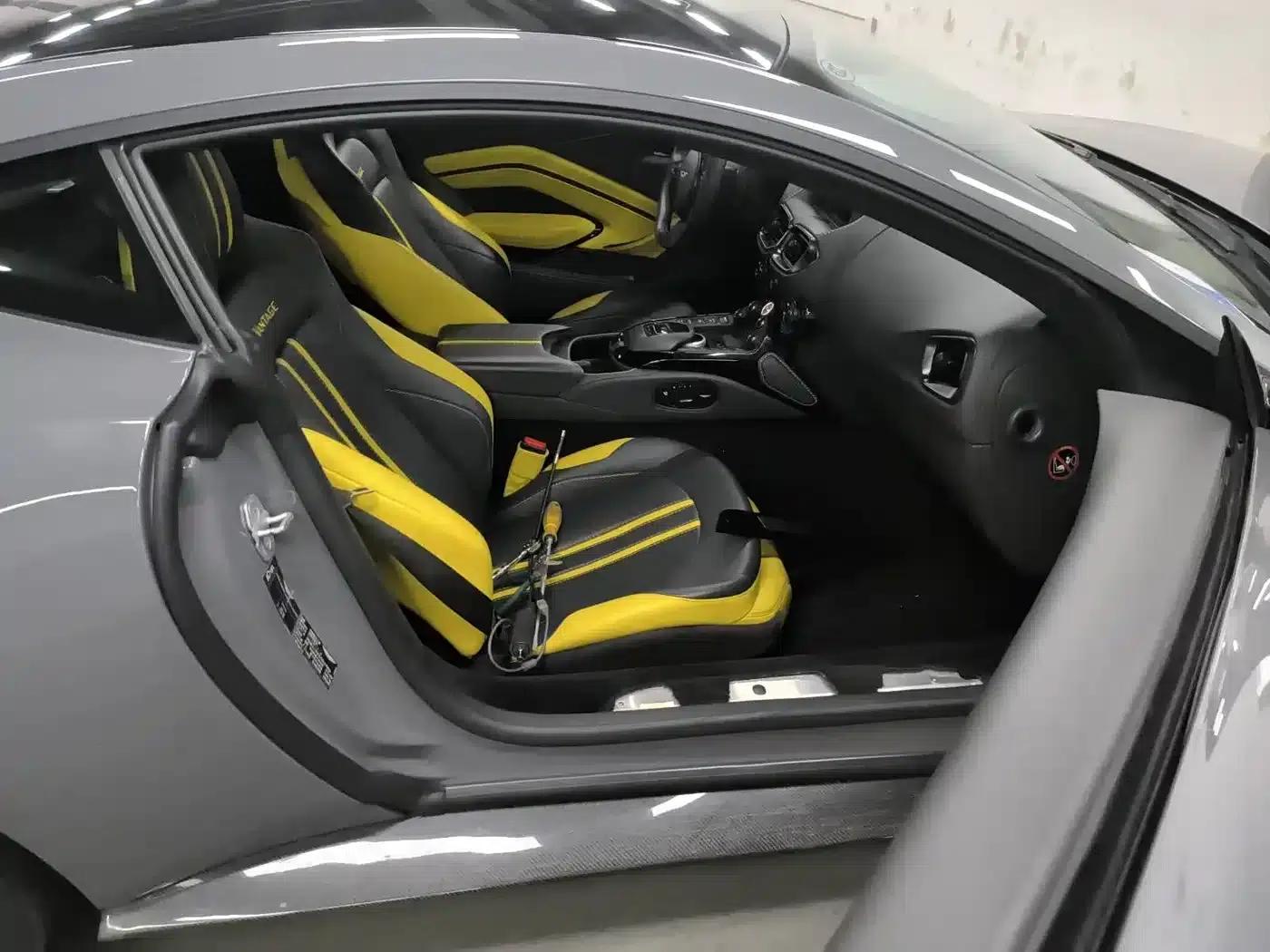 2018 V8 Vantage 4.0T V8 Coupe — миниатюра 6
