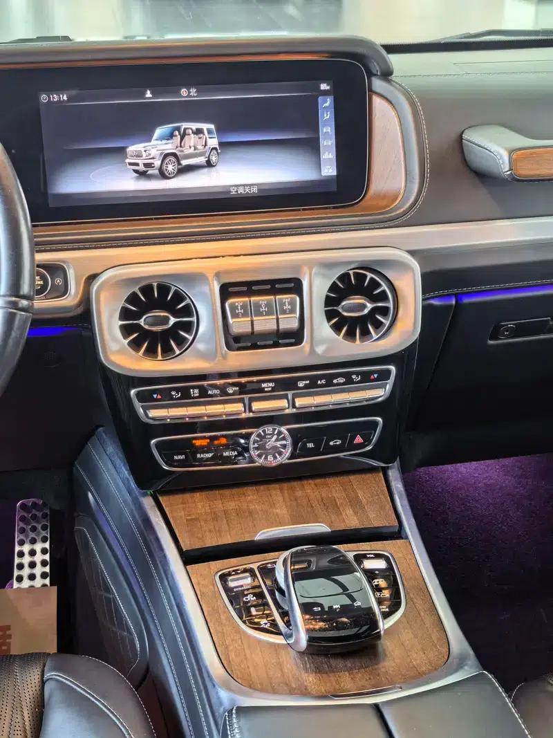 Mercedes-Benz G-Class AMG 2020 4.0T Automatic 4WD 5-seater Parallel Import — миниатюра 9