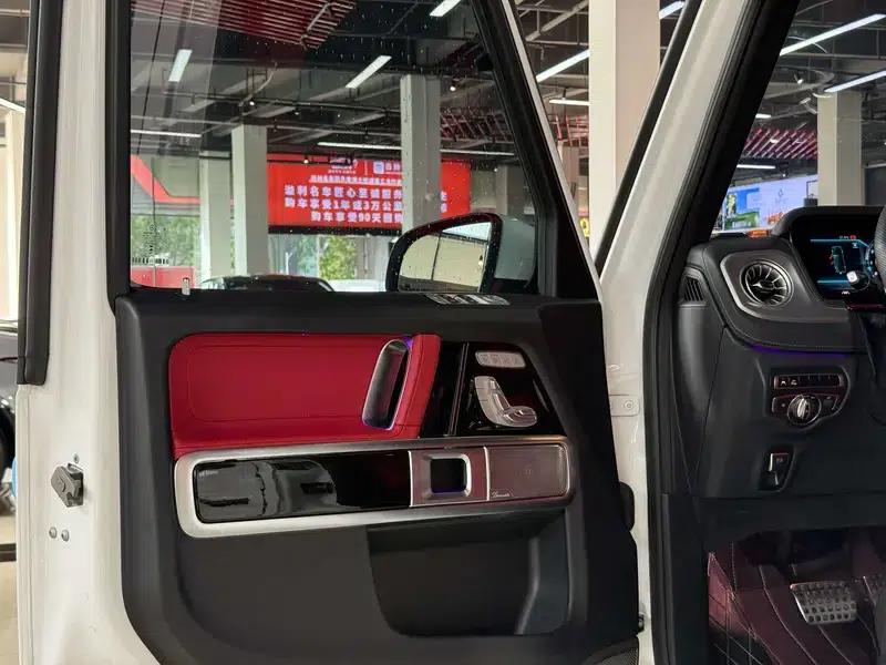 2023 Mercedes-Benz G-Class AMG 63 — миниатюра 22