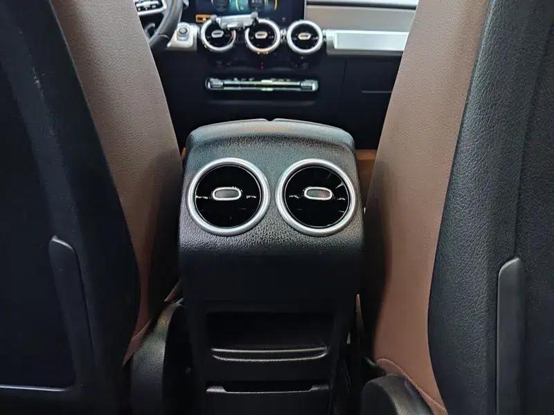 2020 Mercedes-Benz GLB 180 Fashion Edition — миниатюра 8