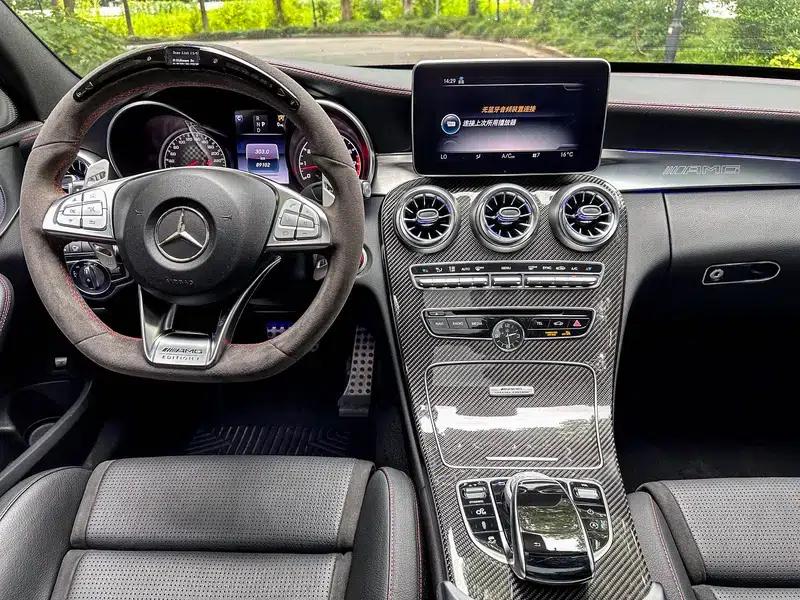 2017 Mercedes-Benz C-Class AMG C 43 4MATIC Special Edition — миниатюра 11