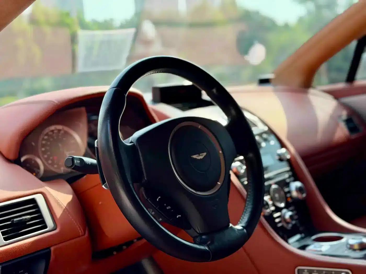 2010 Rapide 6.0L — миниатюра 7