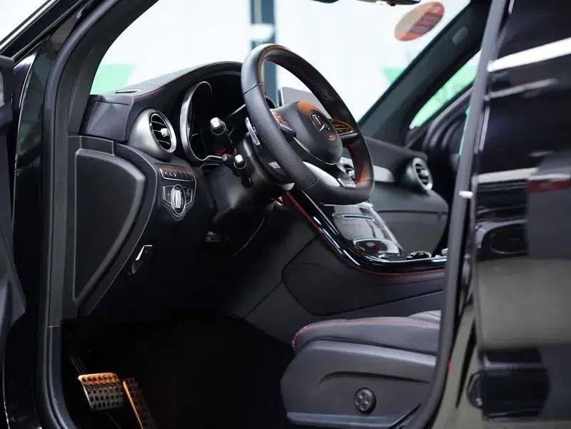 2017 Mercedes-Benz GLC AMG 43 4MATIC — миниатюра 48