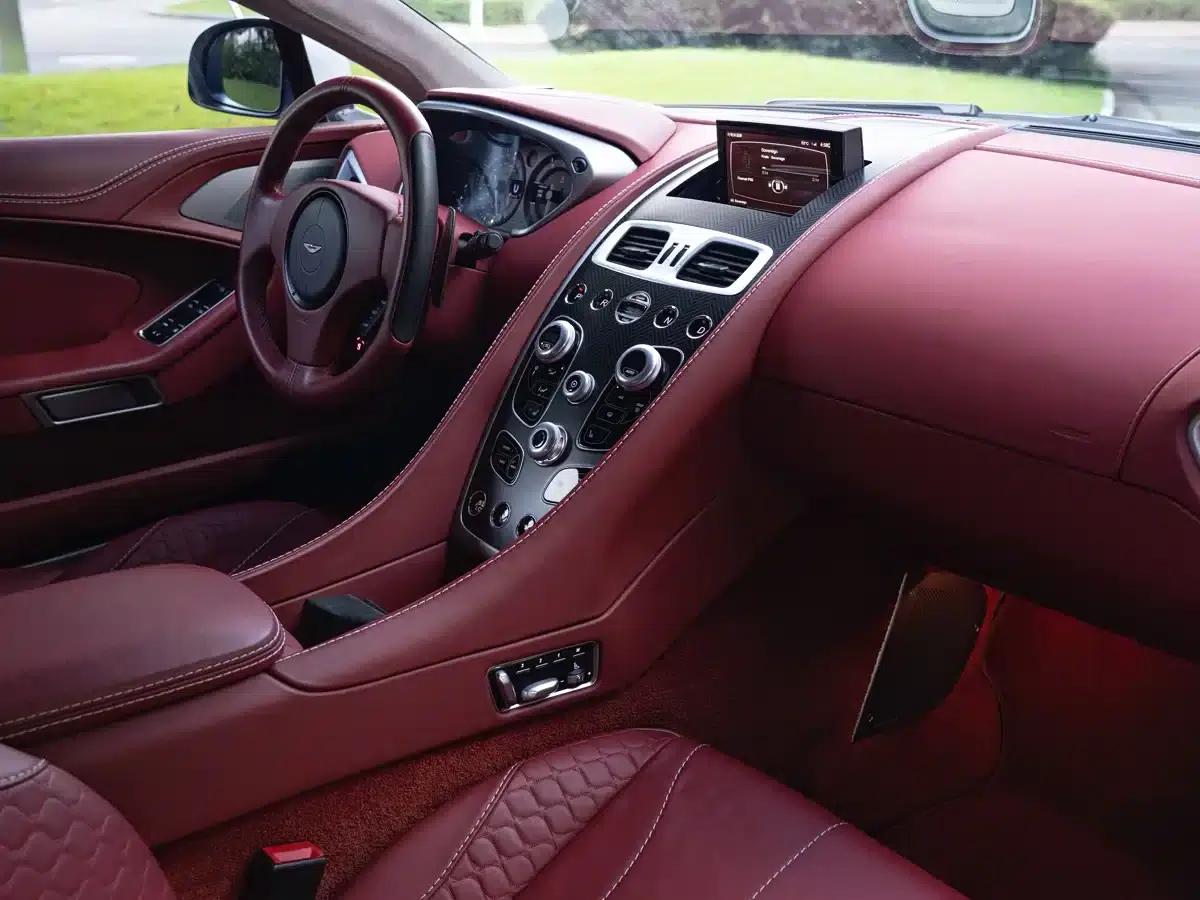 2014 Vanquish 6.0L Centennial Edition — миниатюра 21