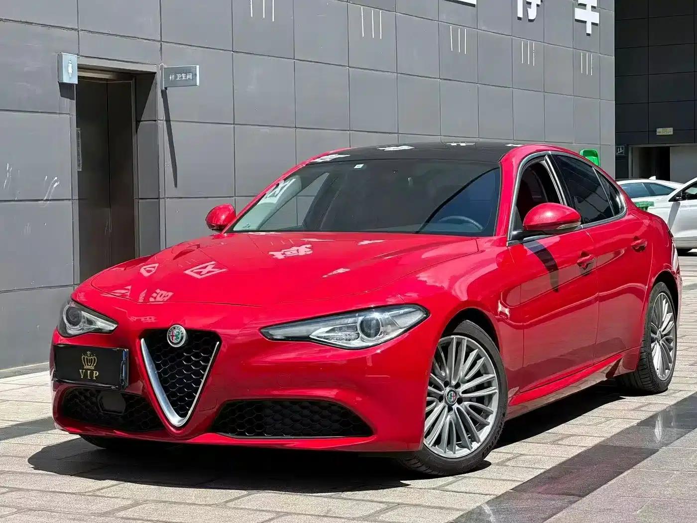Giulia Juliet 2017 2.0T 280HP Luxury Edition — миниатюра 1
