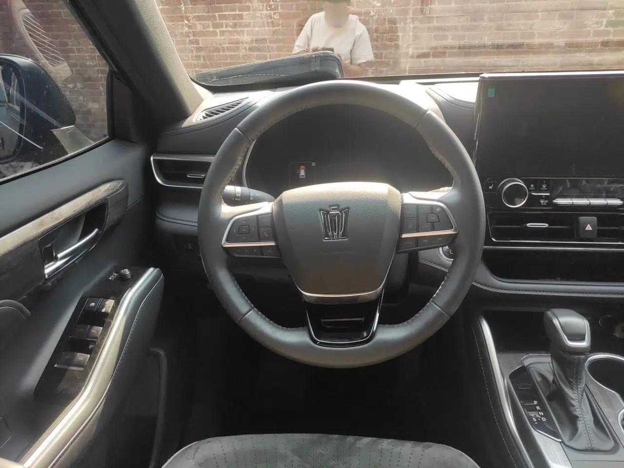 Toyota Crown Kluger 2024 2.5L HEV Four-Wheel Drive Premium Edition — миниатюра 10