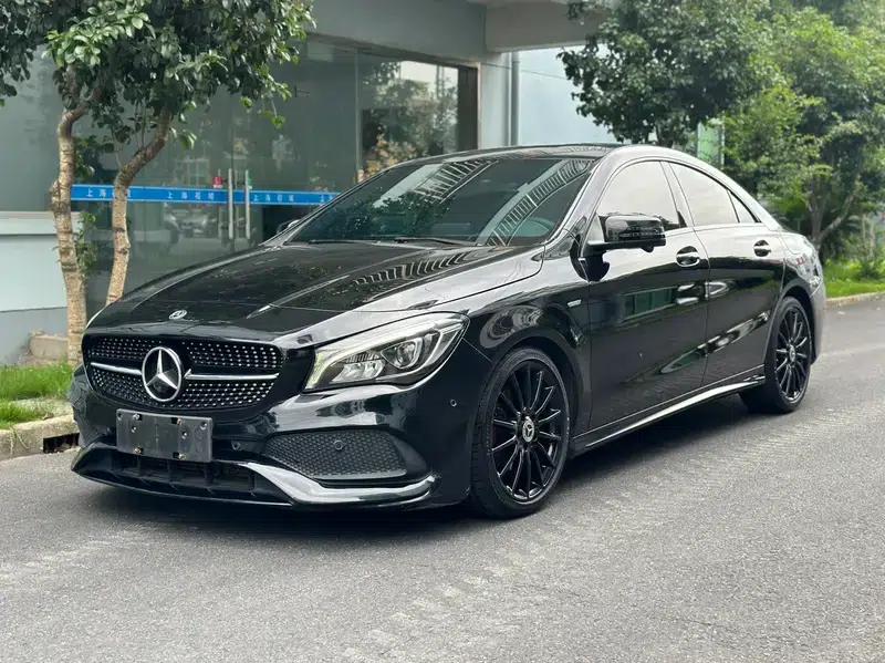 Mercedes-Benz CLA (Imported) 2019 CLA 200 Night Edition — миниатюра 1
