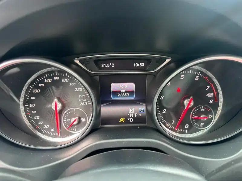 Mercedes-Benz CLA (Imported) 2019 CLA 200 Night Edition — миниатюра 11