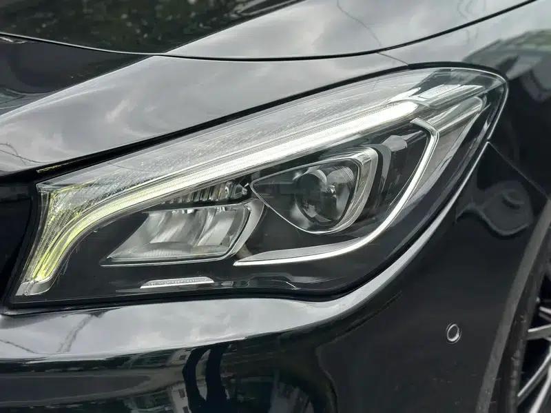Mercedes-Benz CLA (Imported) 2019 CLA 200 Night Edition — миниатюра 6