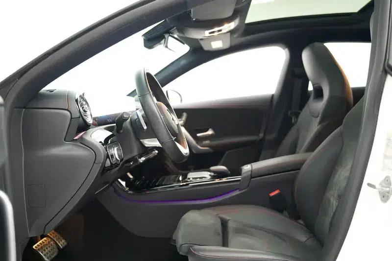 Mercedes-Benz CLA (Imported) 2021 CLA 200 Five-Door Shooting Brake — миниатюра 23