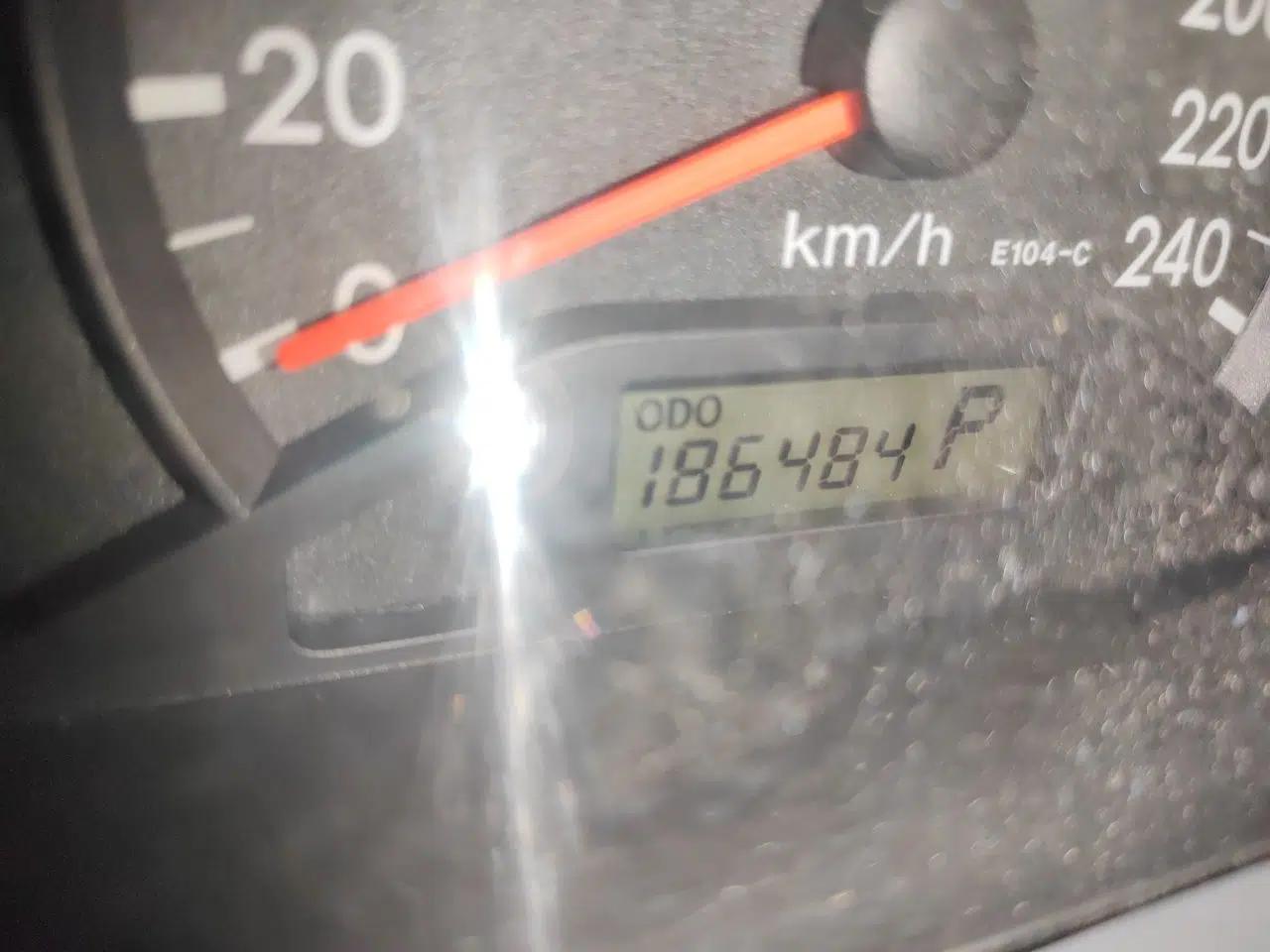 Toyota Corolla EX 2010 1.6L Automatic Luxury Edition — миниатюра 12